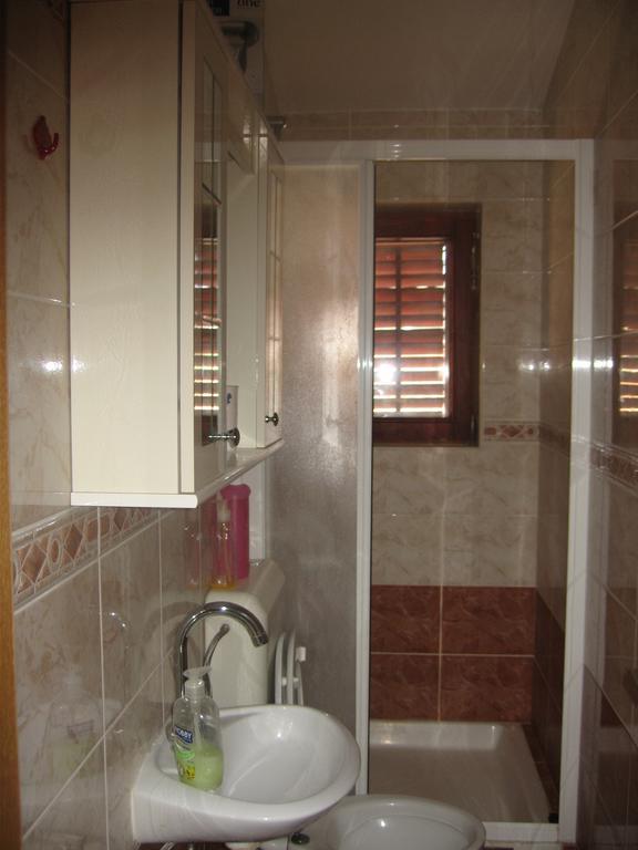 Apartments Nino Seget Vranjica Quarto foto